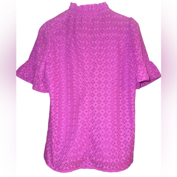 Lilly Pulitzer Calynn Eyelet top in Wild Fuchsia Size 4, EUC - Picture 5 of 8